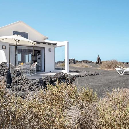 El Loft Villa Famara Luaran gambar